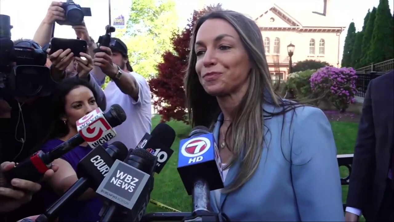 Karen Read calls Jen McCabe a liar on her way out of court after 2nd day of testimony