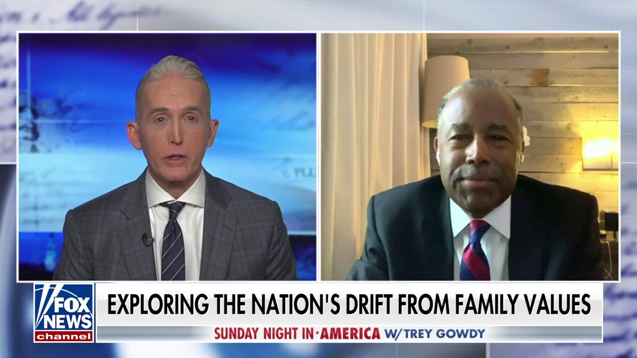 Dr. Ben Carson warns 'the traditional family' is disappearing