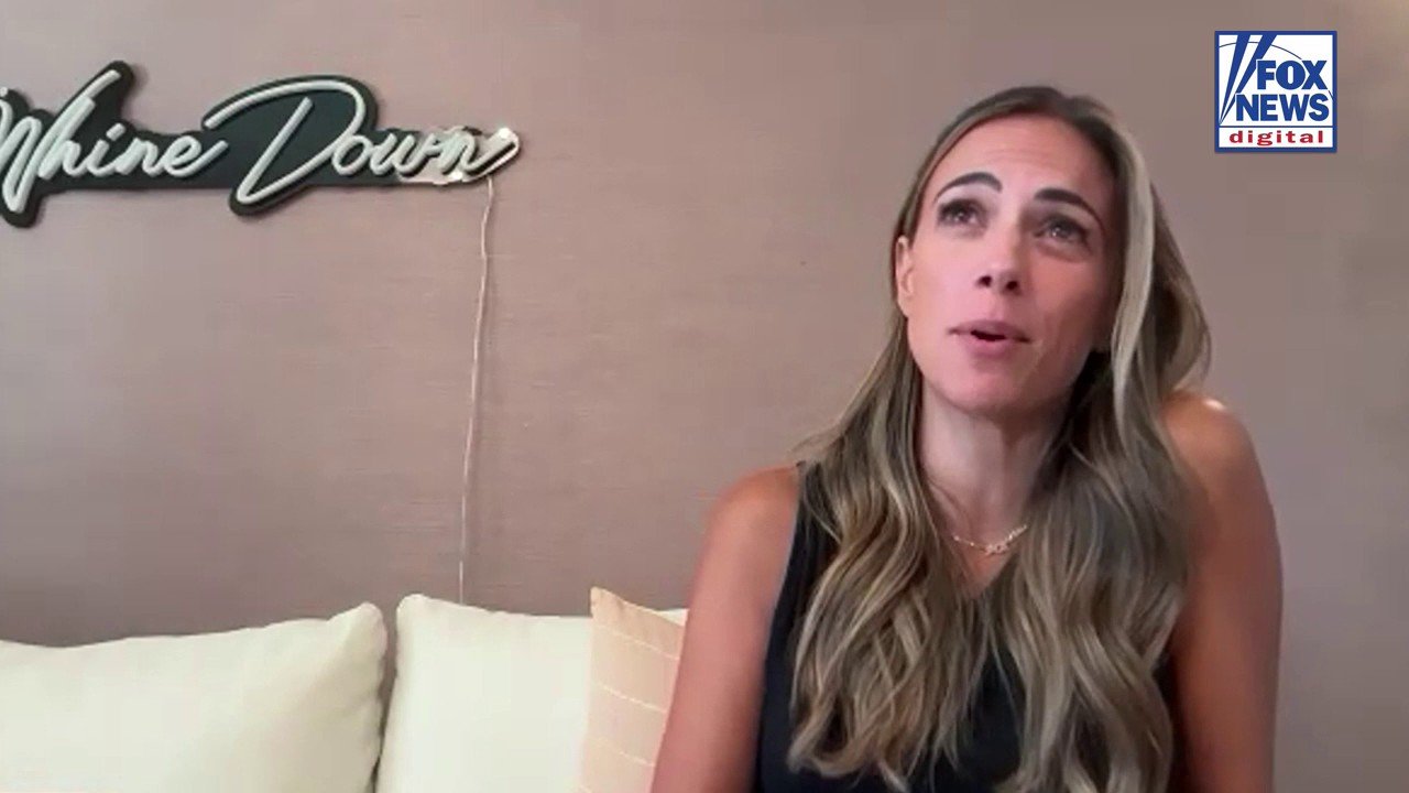 Jana Kramer moved to Nashville to give her kids a taste of her Midwestern childhood