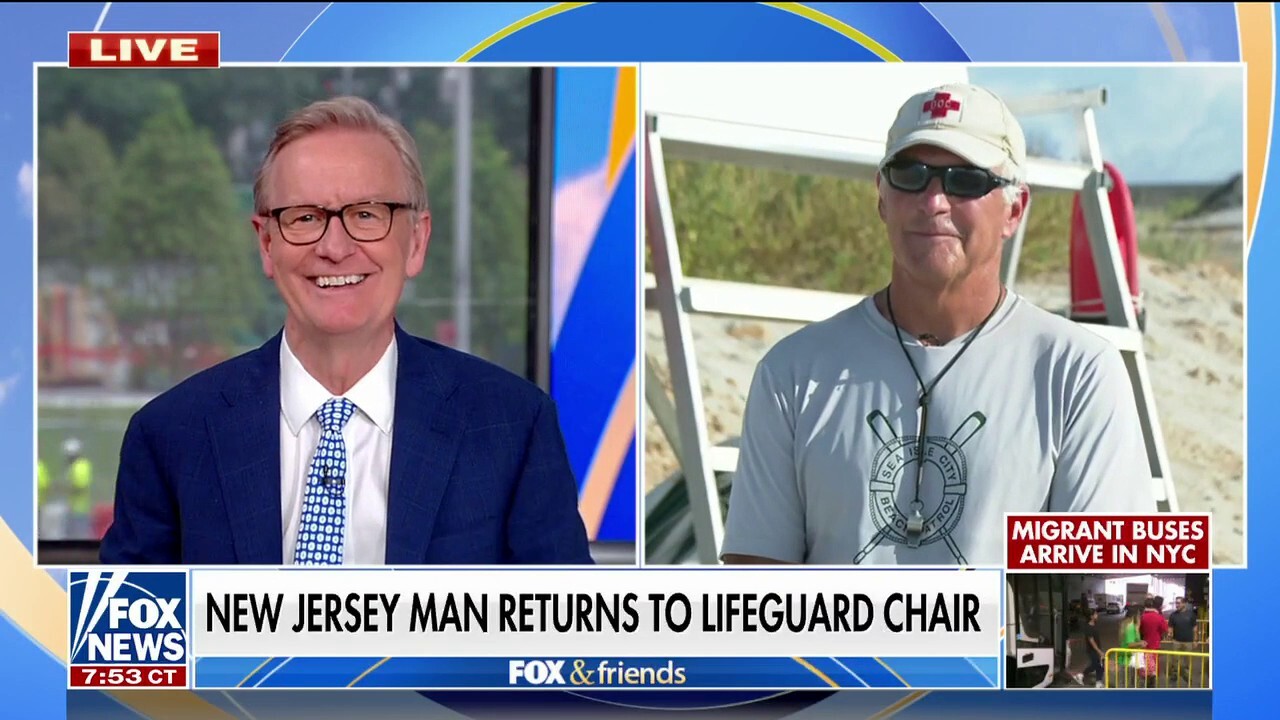 Retired doctor becomes a lifeguard 