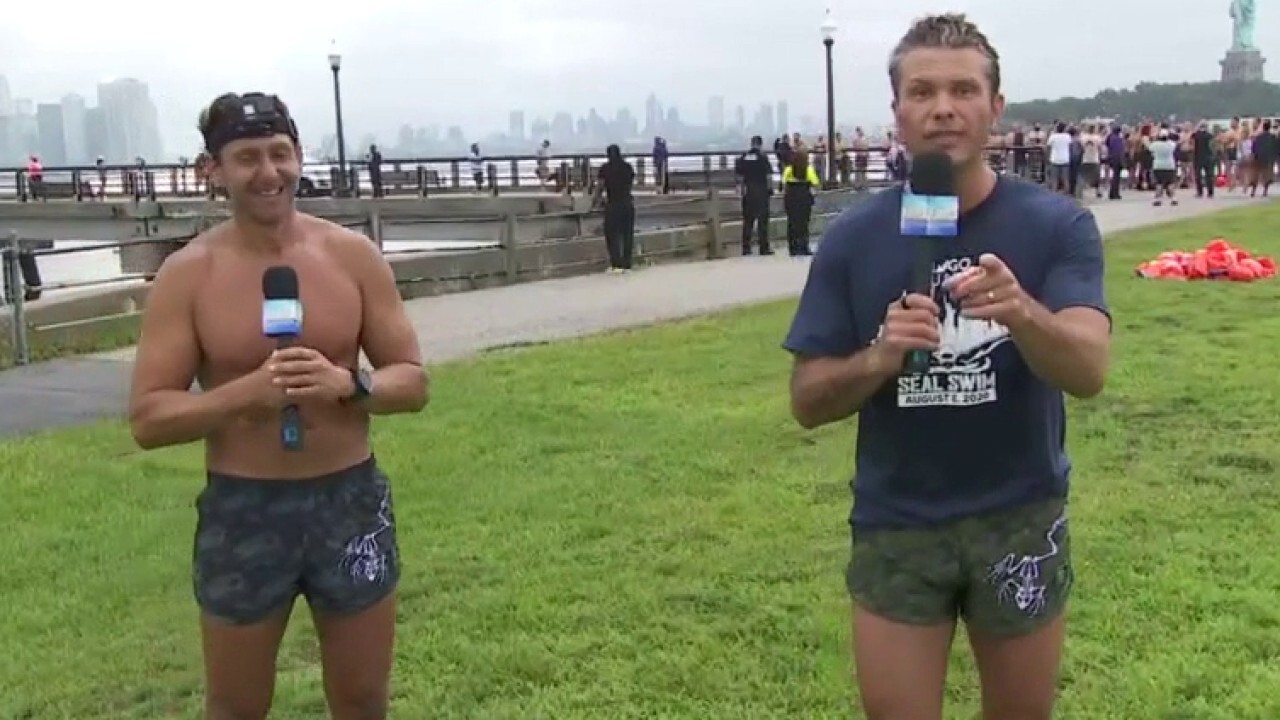 Pete Hegseth prepares to swim Hudson River with former Navy SEAL Kaj Larsen | Fox News Video