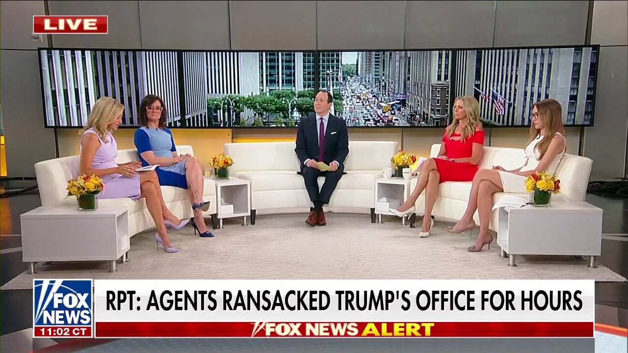 'Outnumbered' reacts to report alleging FBI agents ransacked Trump's office for hours