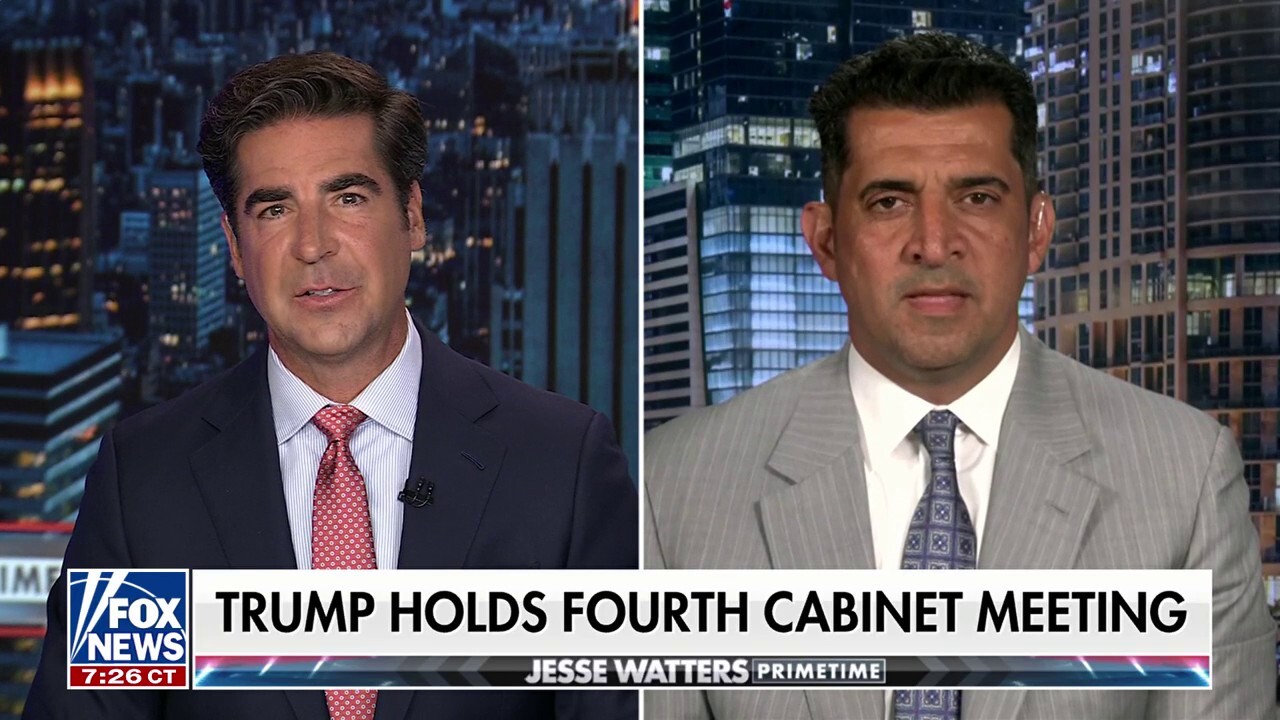 The Epstein issue is a 'big letdown,' Valuetainment founder argues