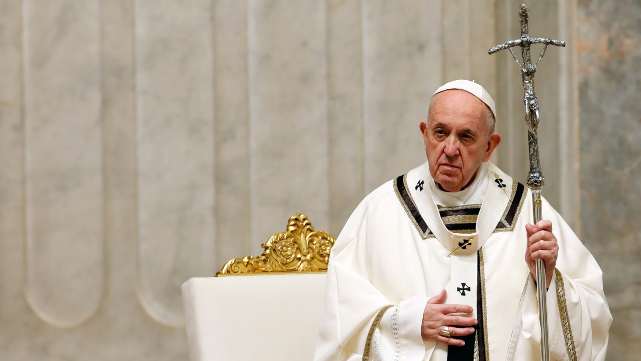 Pope Francis gives Urbi et Orbi blessing