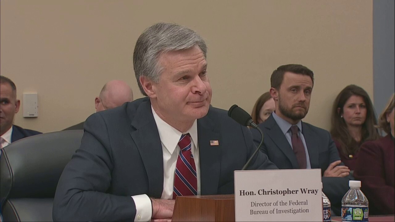 Rep. Elise Stefanik presses FBI Director Wray on Hunter Biden, Mar-a-Lago raid