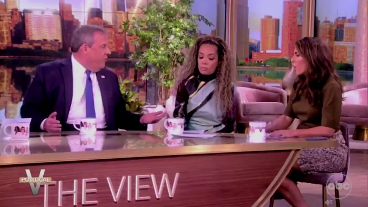 Chris Christie confronts 'View' co-host Alyssa Farah Griffin over 'insulting' suggestion his supporters would flea to Haley