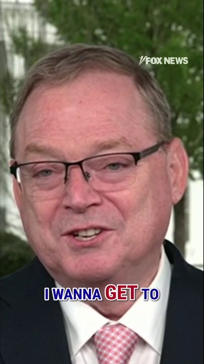 Hassett touts ‘BLOCKBUSTER’ March jobs report