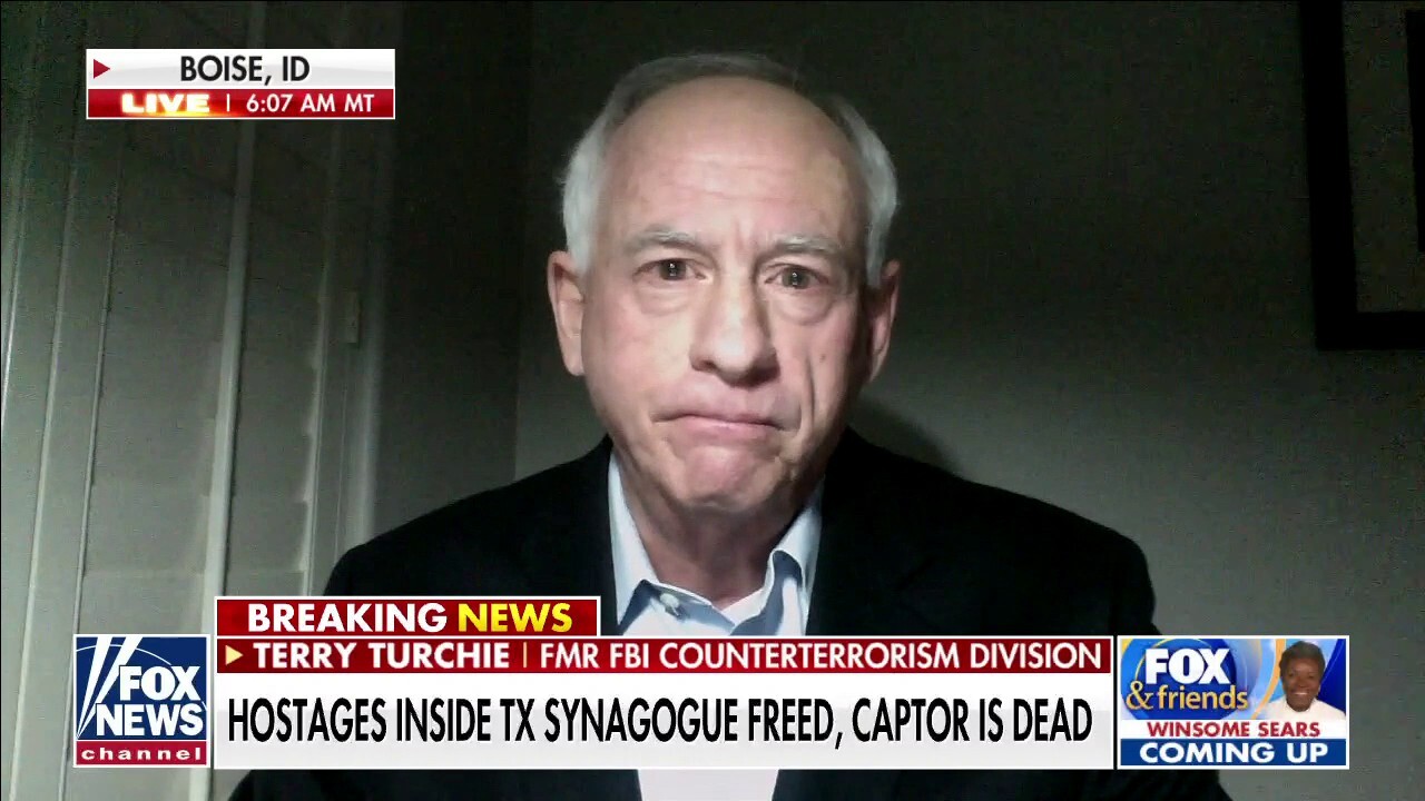 Former FBI agent: 'Number of reasons' TX synagogue suspect's name not released