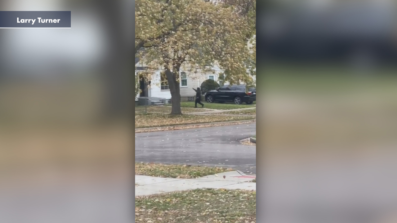 Man opens fire at Detroit house after argument
