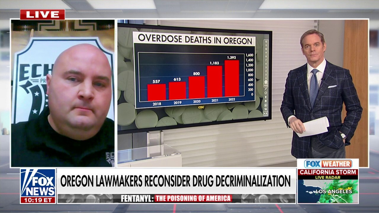 Охранител от Портланд се разплака заради смъртоносните последици от закона за наркотиците: „Всеки заслужава по-добро от това`