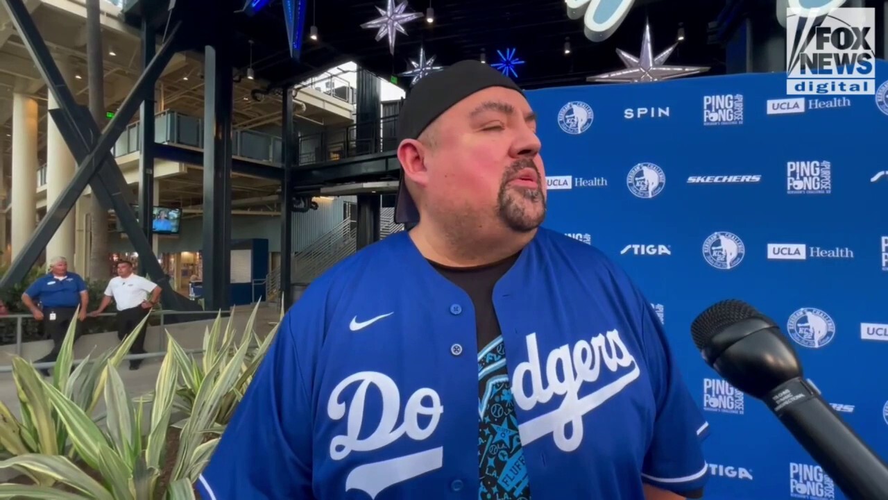  Gabriel Iglesias speaks on Dave Chappelle's comedy style