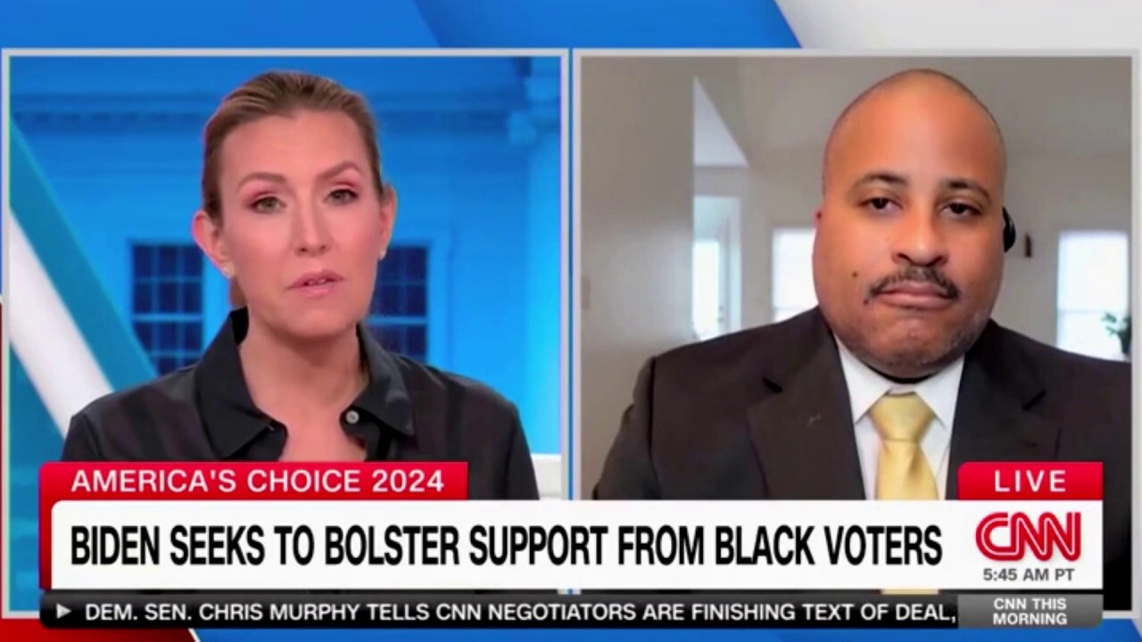 Намаляващата подкрепа на Байдън сред младите чернокожи гласоподаватели е „най-много тревожна“, казва основателят на „Black Voters Matter“