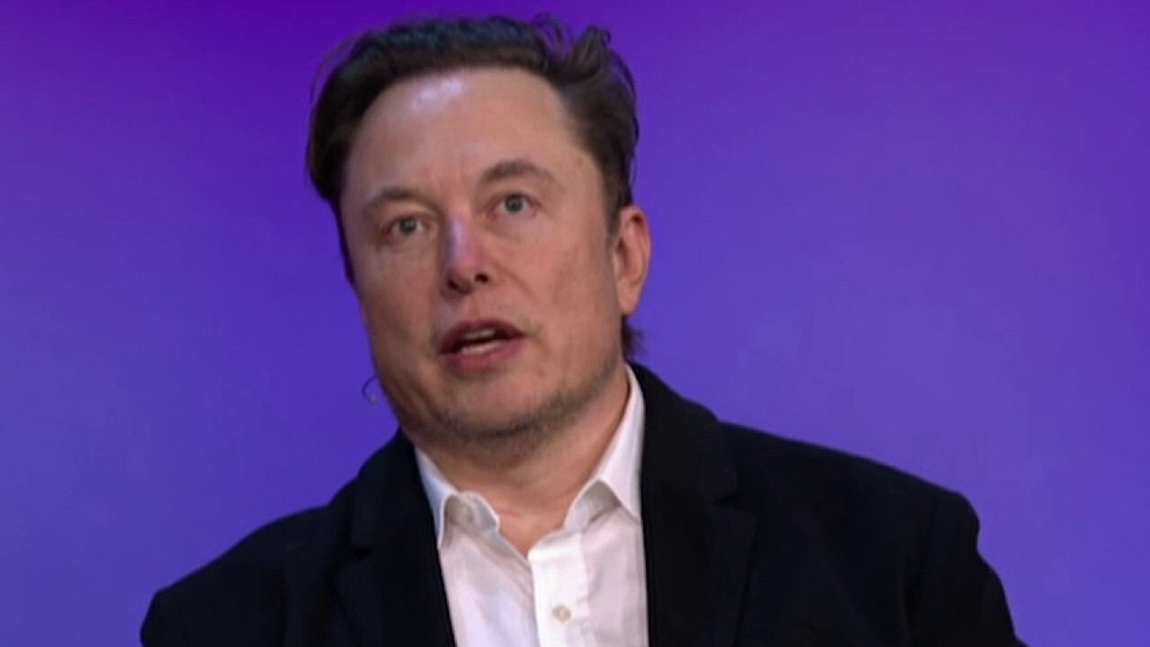 Twitter reviews Elon Musk's $43B takeover bid