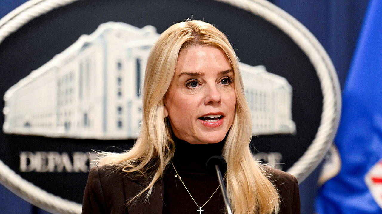  AG Pam Bondi takes enactment   against authorities   implicit    trans sports controversy