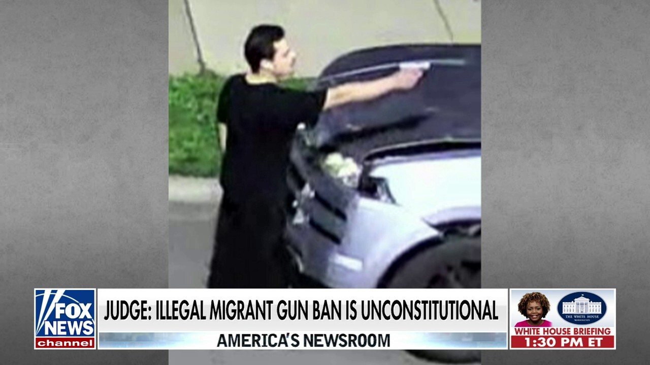 Решението на съдията за незаконно оръжие на имигранти хвърля „граната“ в борбата с престъпността: бивш федерален агент