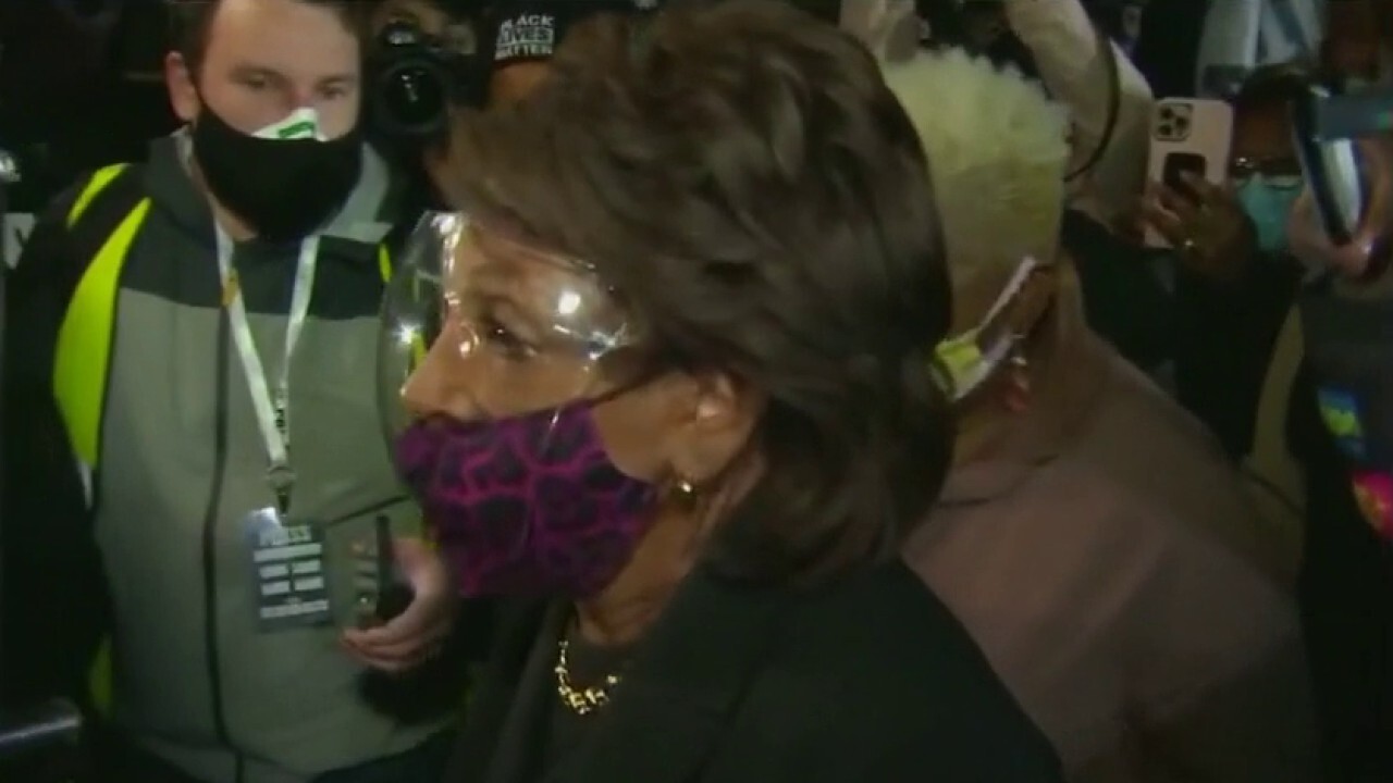 Maxine Waters under fire for controversial Minneapolis comments