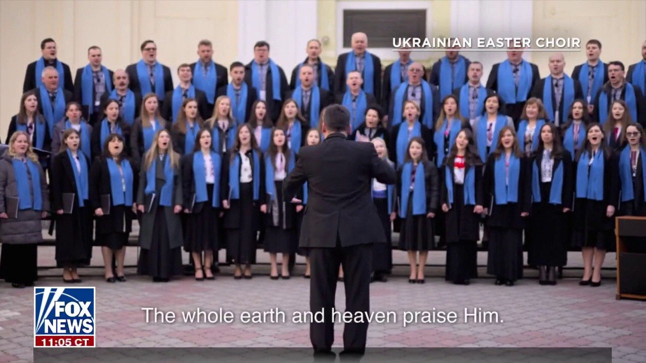 Ukrainian choir comprised of refugees celebrates Easter from Lviv