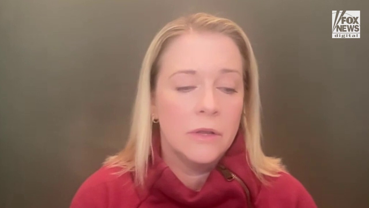 Melissa Joan Hart shares how her faith impacts giving back with her sons