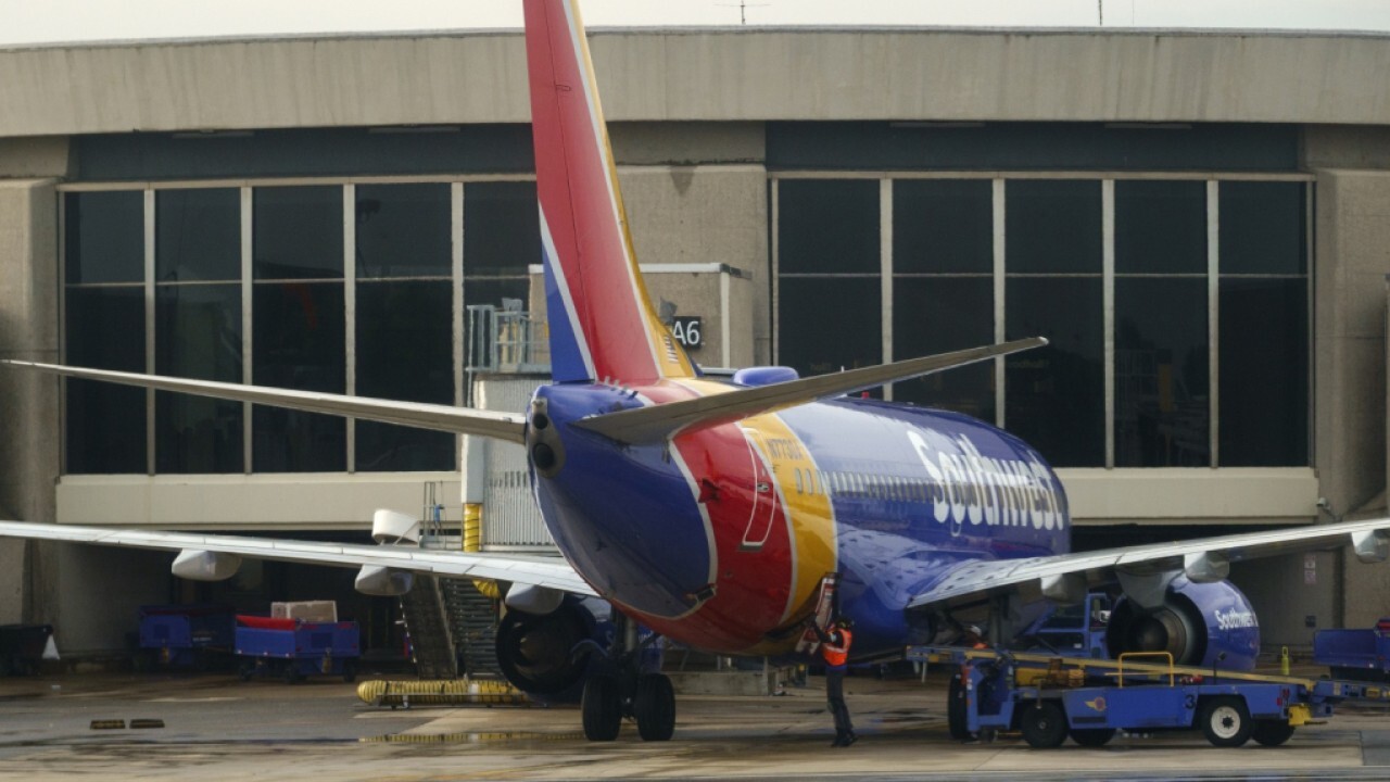 Southwest Airlines ends longtime free luggage policy