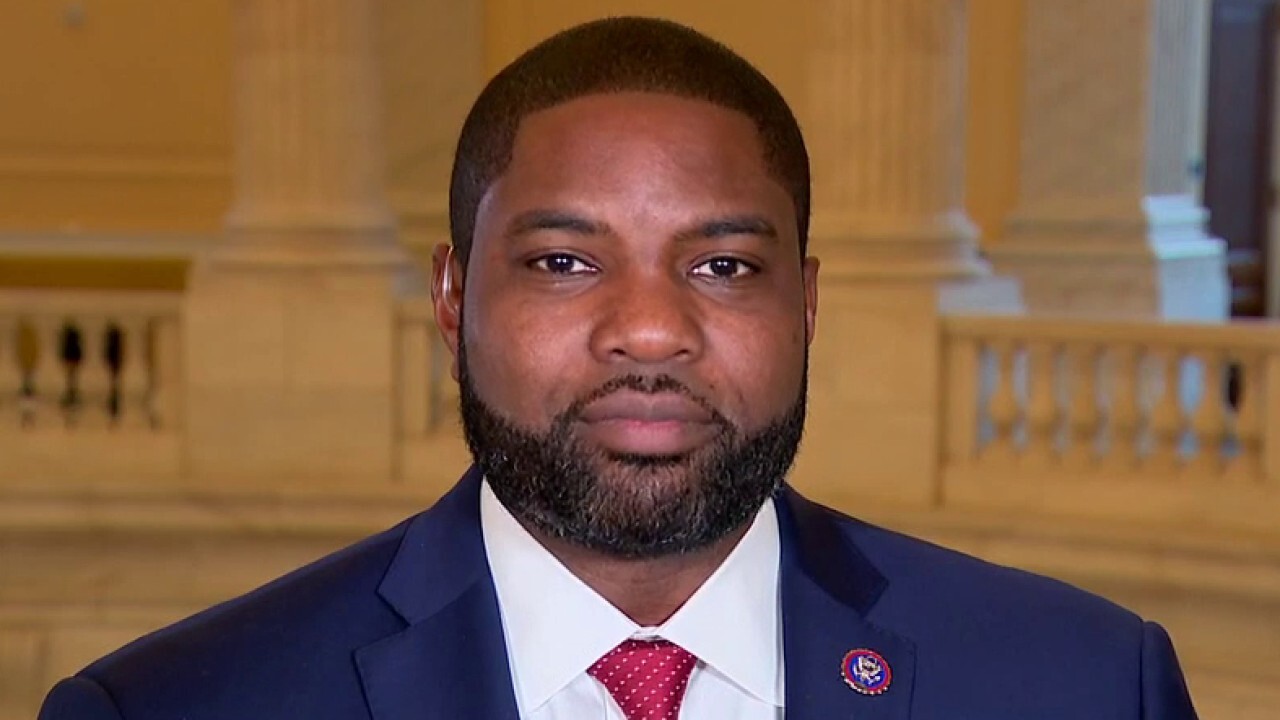 Rep. Donalds: Wealthy Democrats 'live in land of hypocrisy' while Americans suffer