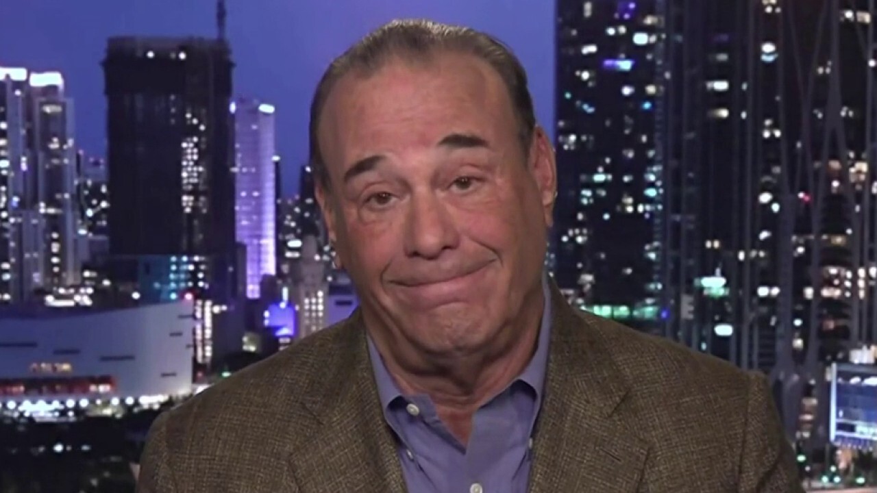 'Bar Rescue' host Jon Taffer breaks down why restaurants, retail businesses and families are suffering in this economy and the potential impact of tax-free tips on 'One Nation.'