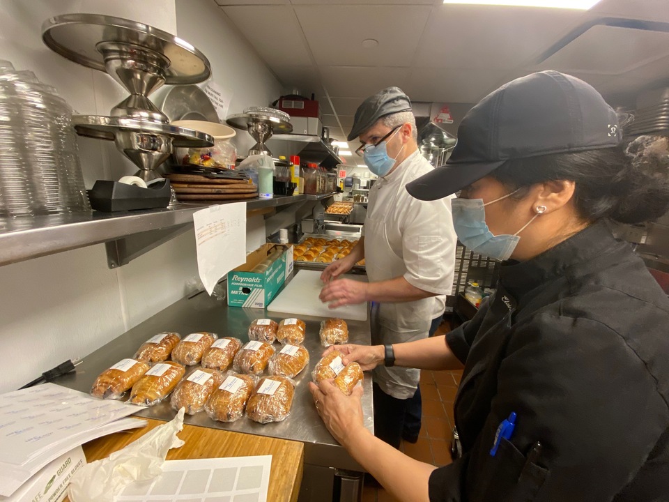 Coronavirus pandemic: NY Restaurant makes thousands of meals for first responders