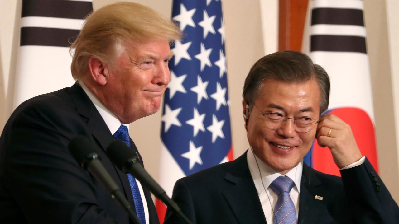 Trump participates in the arrival of South Korean president 