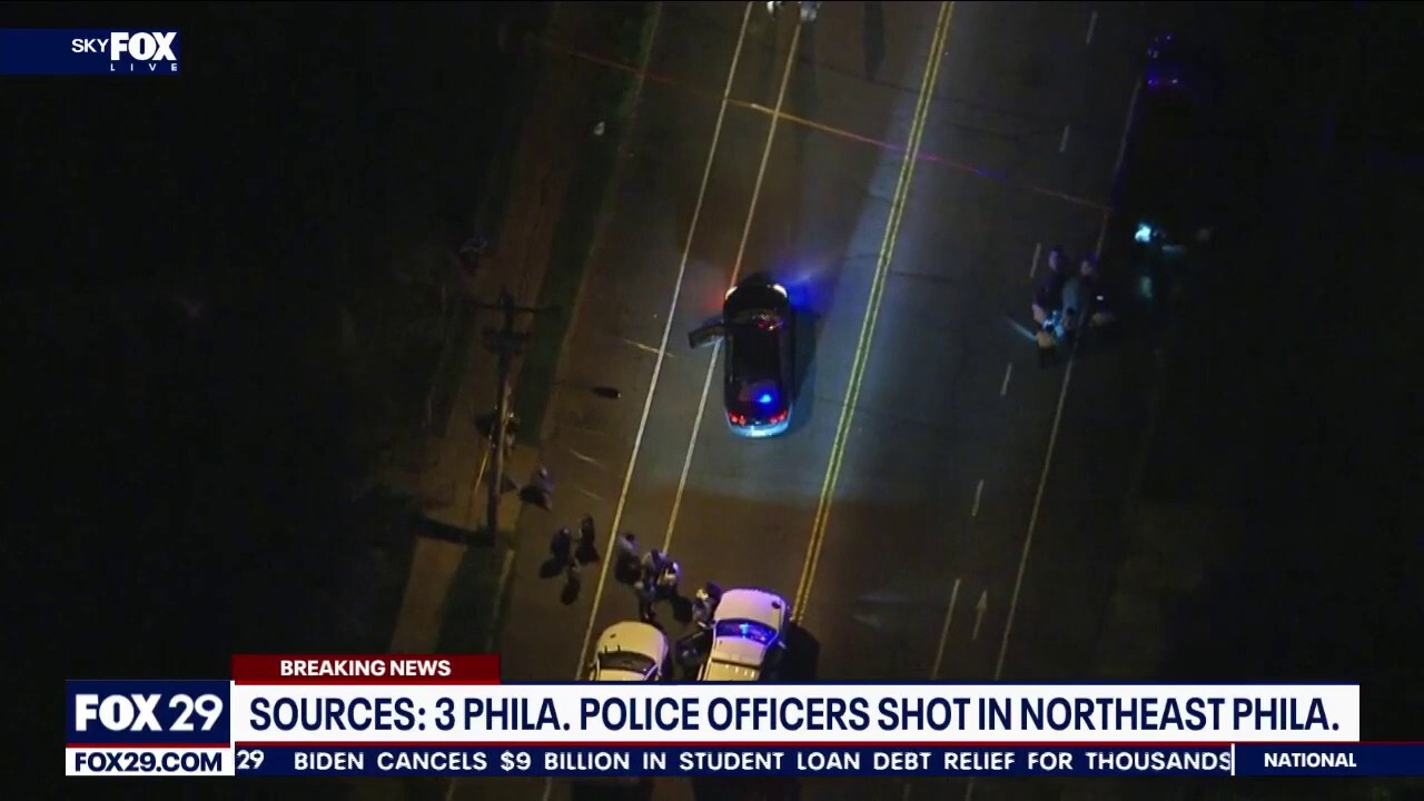 Philadelphia shooting leaves 3 officers wounded