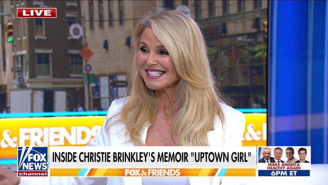 Christie Brinkley opens up in new memoir 'Uptown Girl'