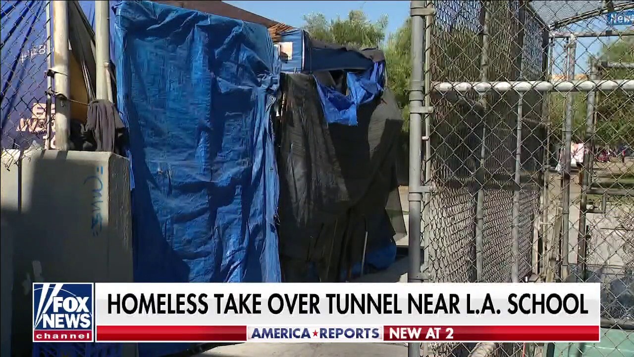 Homeless take over tunnel near Los Angeles school 