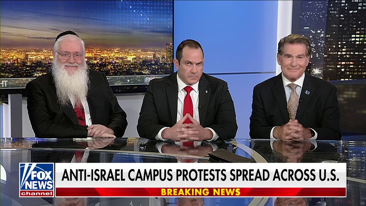 Протестиращите срещу Израел в университетите във Флорида могат да бъдат „изгонени“: ДеСантис