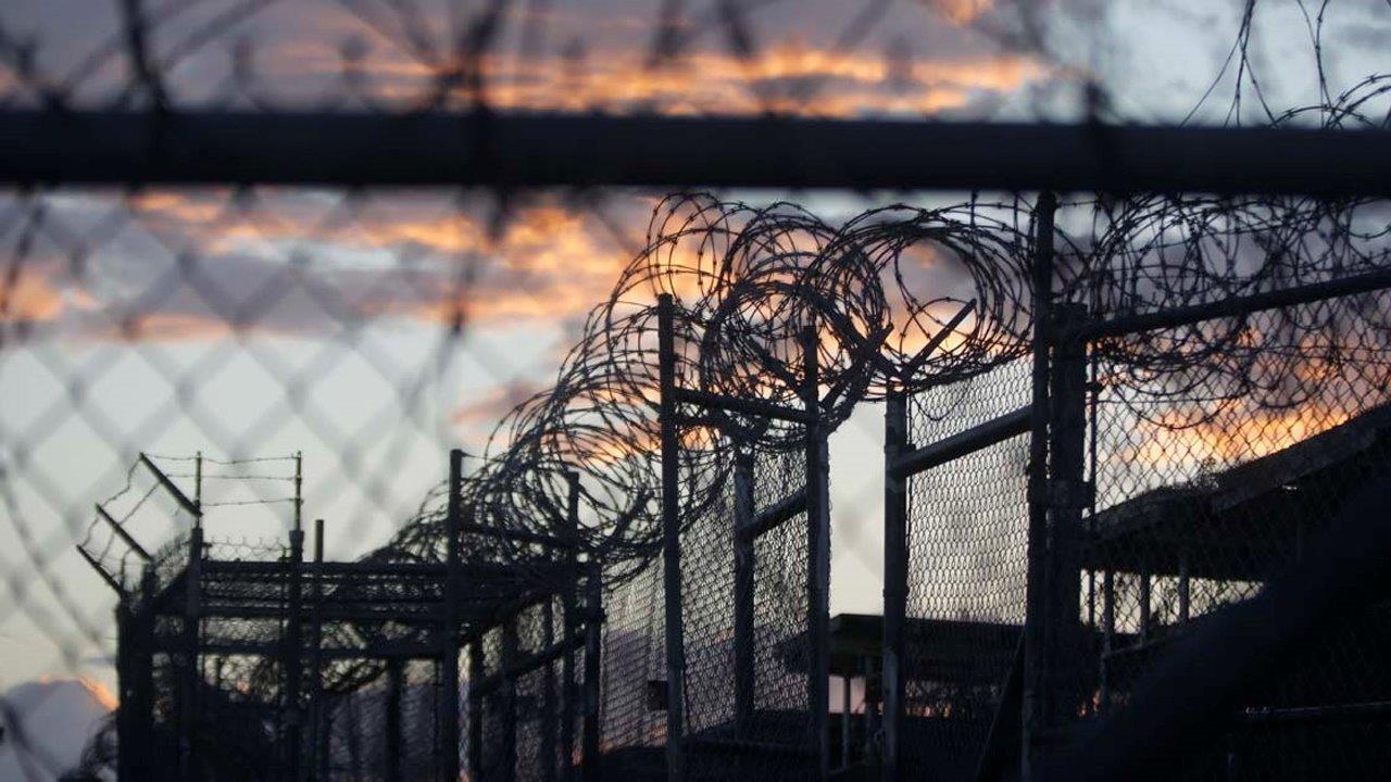 Source: 17 Gitmo detainees to be transferred this week