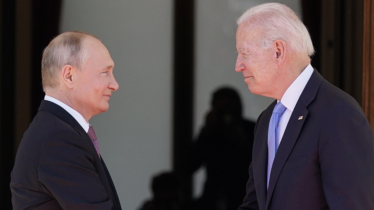 Biden's Ukraine messaging has been 'stark and unconditioned': Christian Whiton