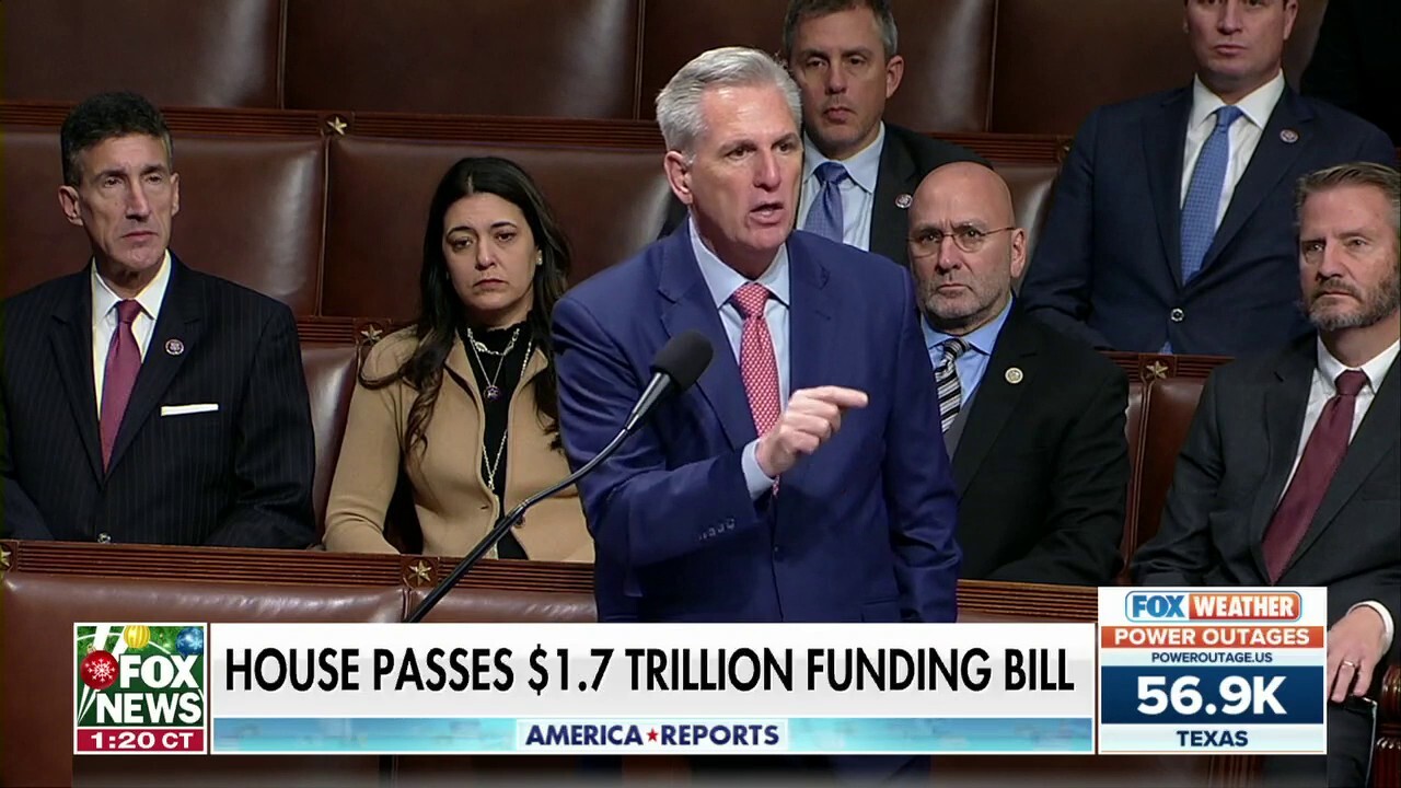 House passes $1.7 trillion omnibus bill averting government shutdown