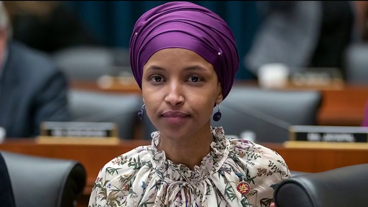 House Republicans move to censure Ilhan Omar, 'Squad' members for 'defending foreign terrorist organizations'