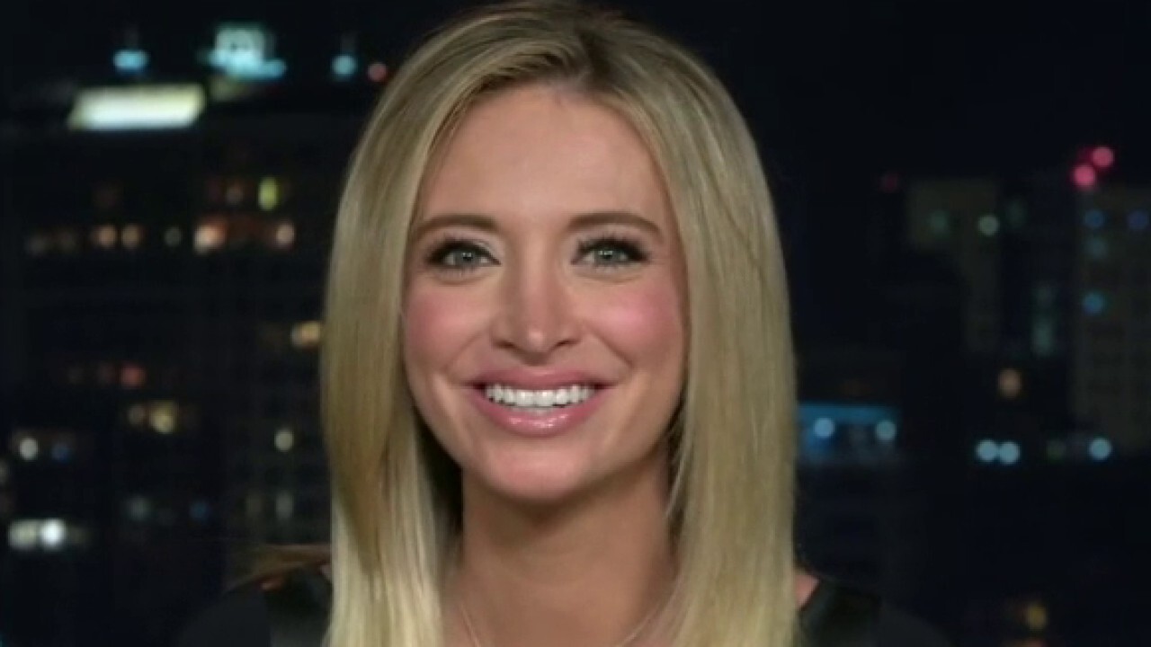 Kayleigh Mcenany Sees No Difference Between Biden And Sanders 