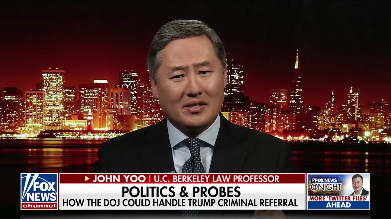 I Dont Believe The Doj Has Enough To Prosecute Trump John Yoo Fox News Video 