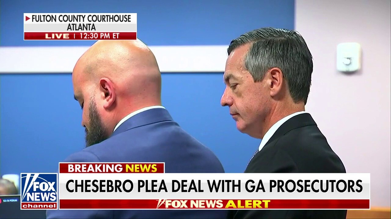 Attorney Kenneth Chesebro pleads guilty in Georgia election case