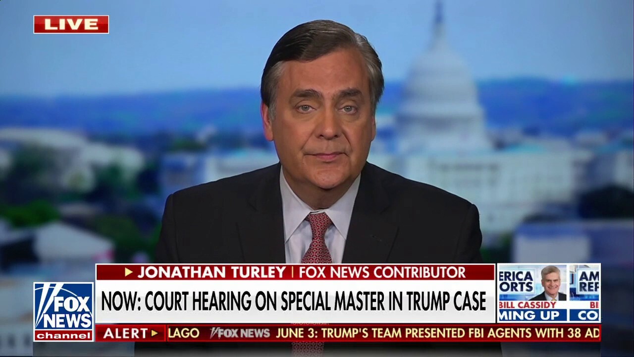 Legal expert 'astonished' by DOJ's Trump rebuttal: 'Undermined their credibility'