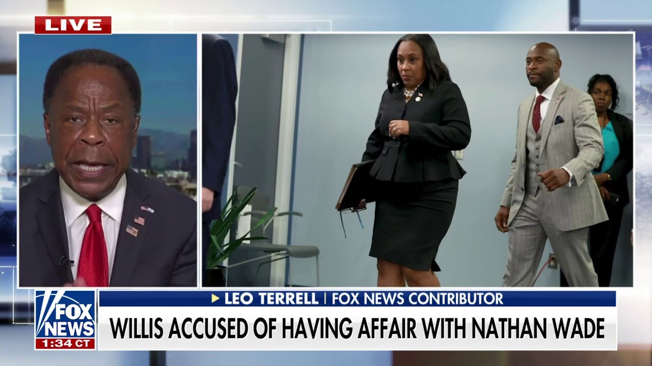Leo Terrell: Fani Willis controversy suggests Trump is the ‘victim’ of a weaponized legal system