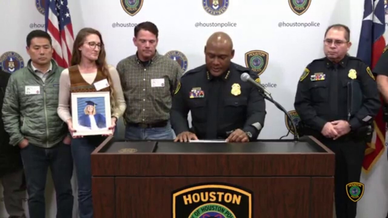 `Герой` Тексаски тийнейджър откара приятели на безопасно място, след като беше прострелян в сърцето по време на инцидент на пътя