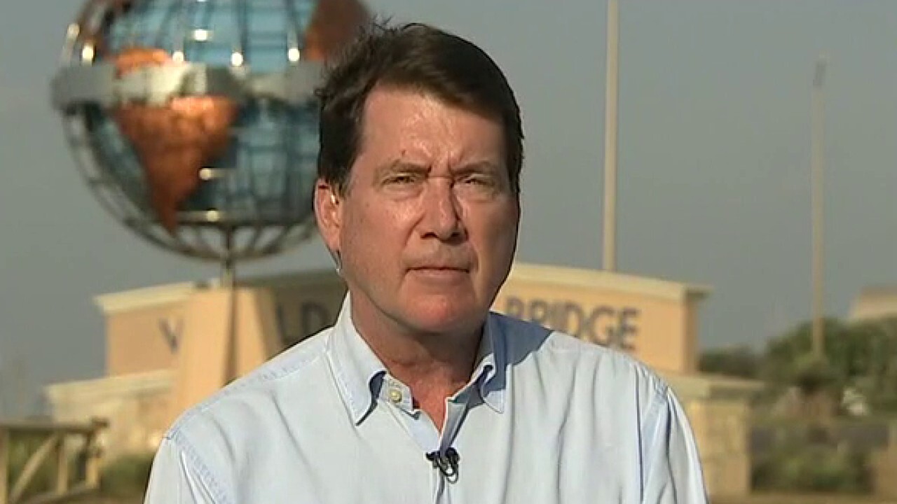Sen. Hagerty's warning after Biden admin's move to end Title 42 