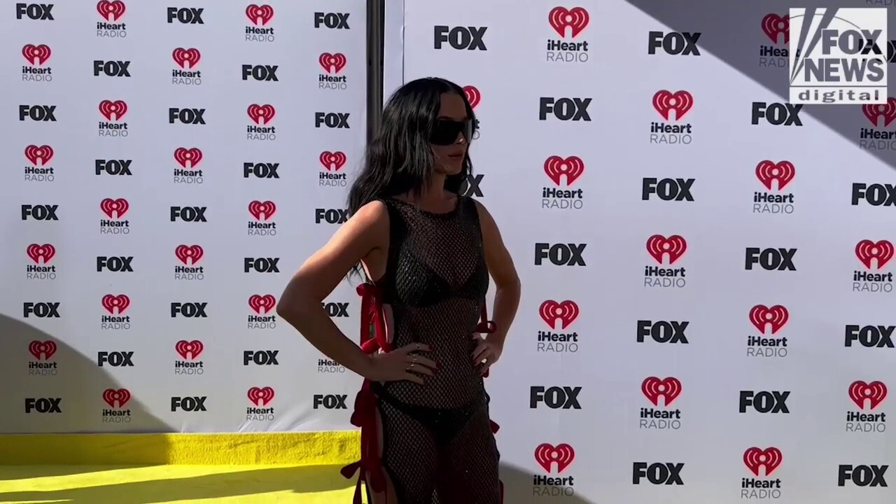 Katy Perry walks the red carpet at the 2024 iHeartRadio Music Awards