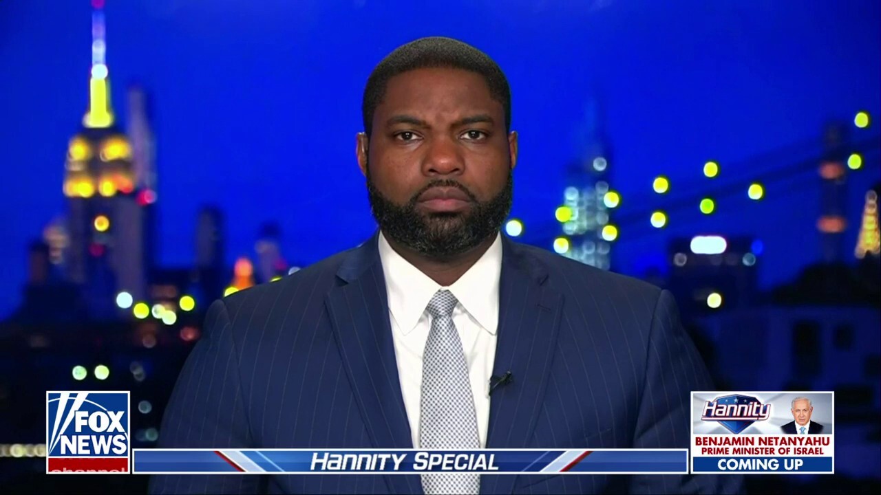 Rep. Byron Donalds, R-Fla., joined 'Hannity' to discuss his experience at former President Trump's campaign event in the Bronx, N.Y.