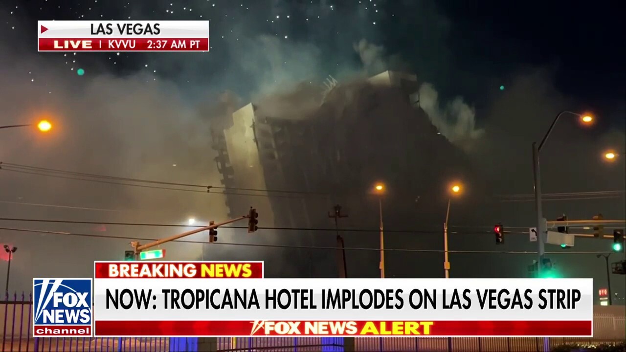 Las Vegas says goodbye to historic Tropicana hotel