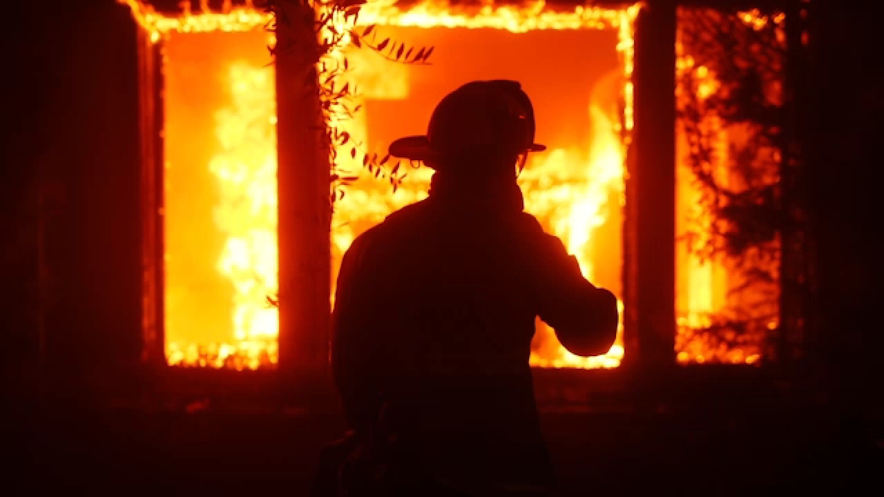 Los Incendios y Fracasos de California