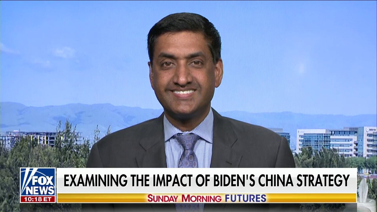 Rep. Ro Khanna, D-Calif., discusses Biden’s China strategy, saying America should not be exporting oil to foreign countries right now, on ‘Sunday Morning Futures.’