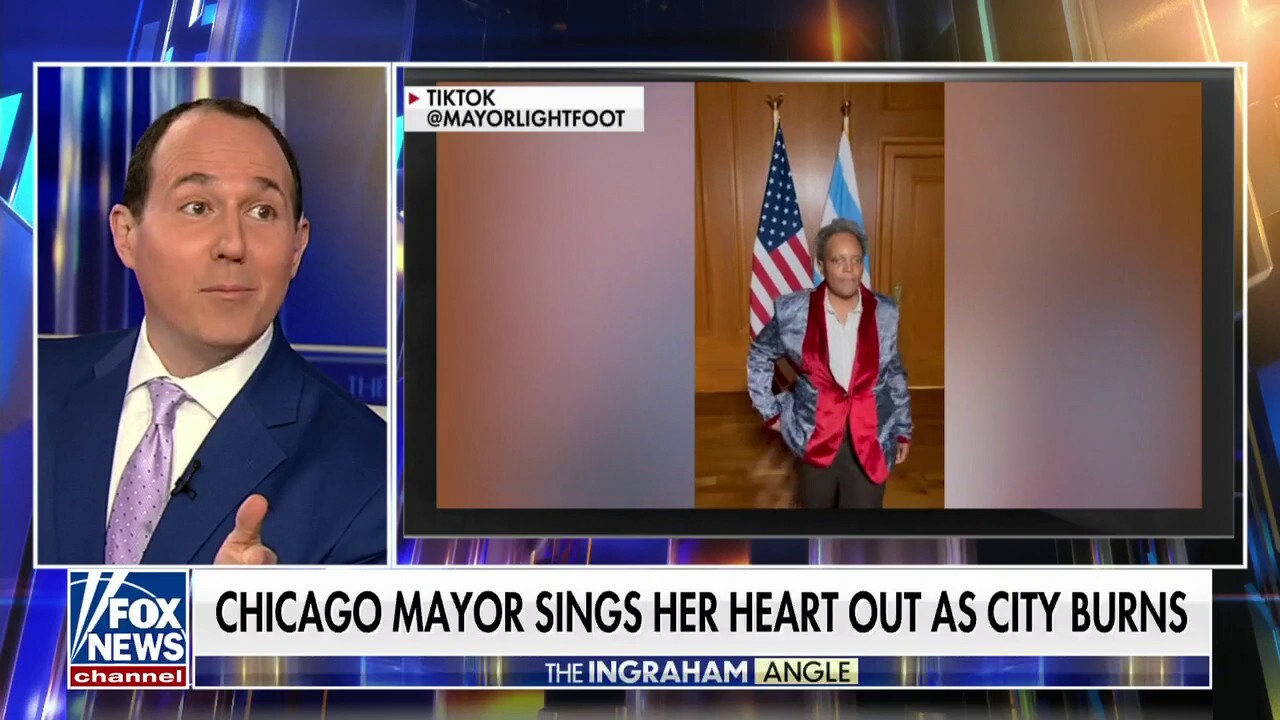 Raymond Arroyo: Karaoke is no solution to the murder rate in Chicago