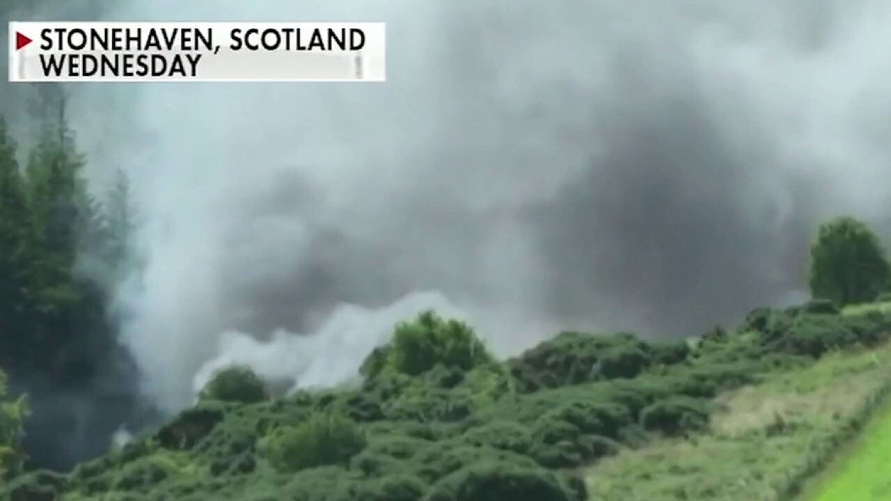3 killed in Scotland train derailment 