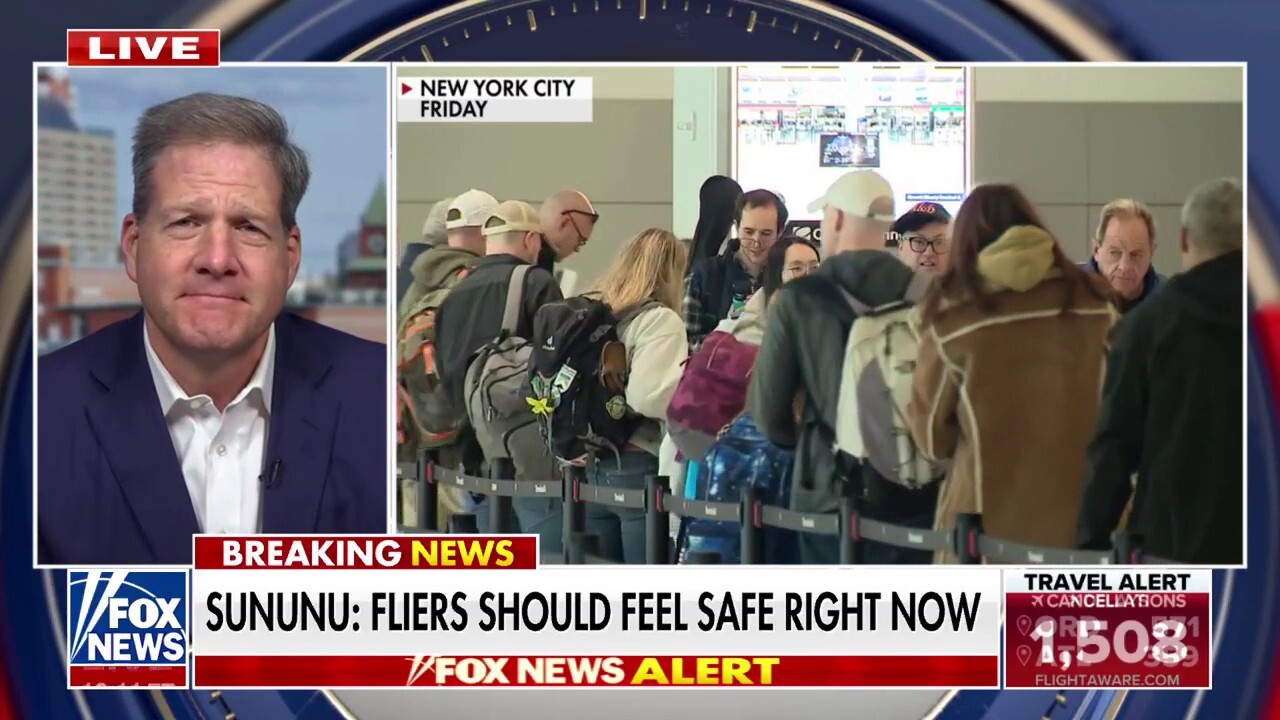  Former New Hampshire governor urges air traffic controllers to stay on the job amid shutdown